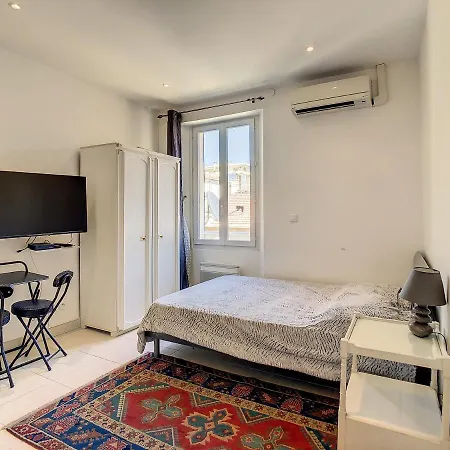 Carré D'or. 2 Mins From The Croisette. 143 * Cannes